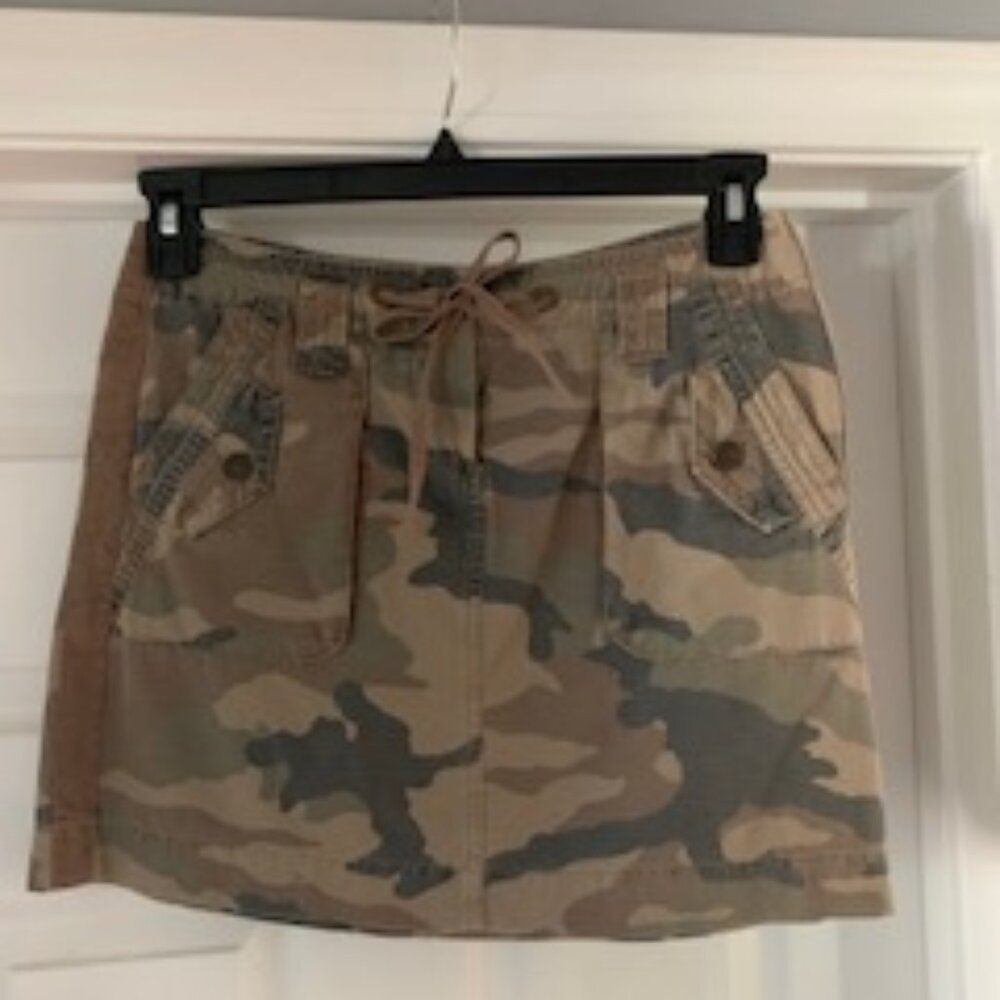 J Crew Chino/classic twill camo miniskirt, size 2